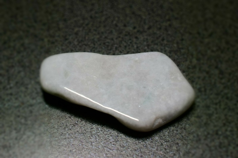 糸魚川産　翡翠原石　