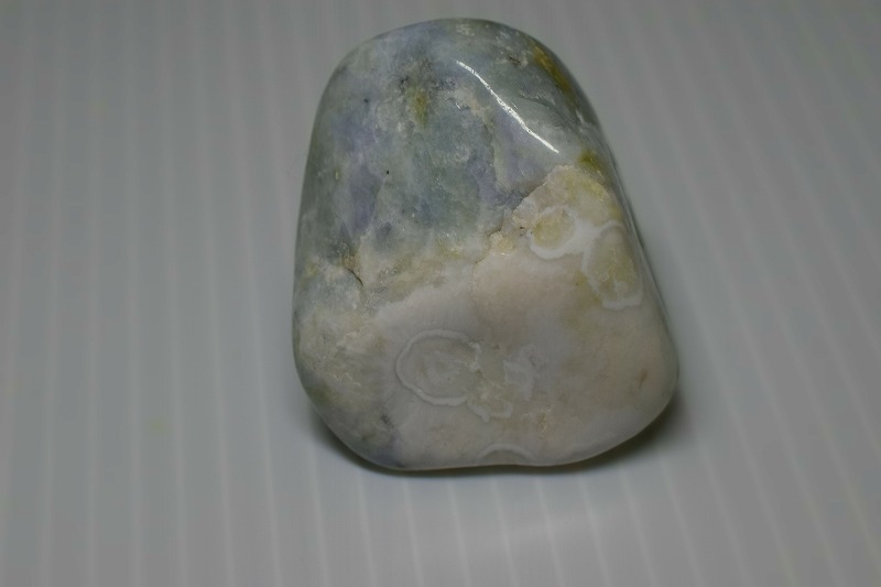 糸魚川産　翡翠原石　