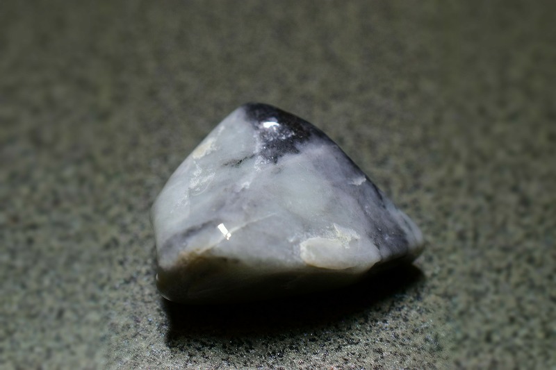 糸魚川産　翡翠原石　