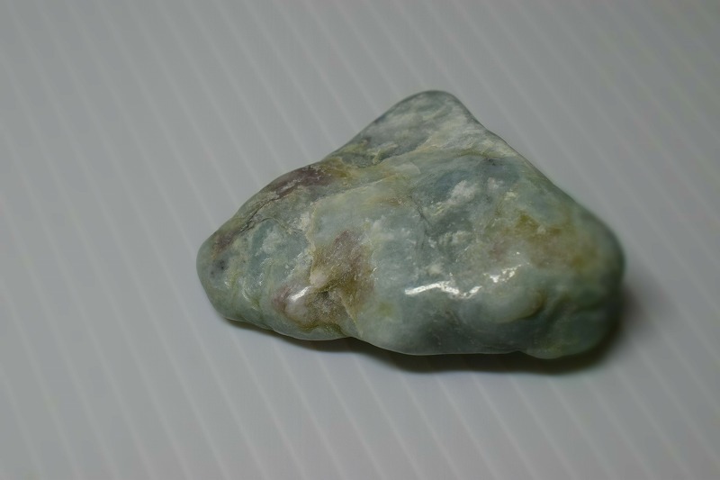 糸魚川産　翡翠原石　