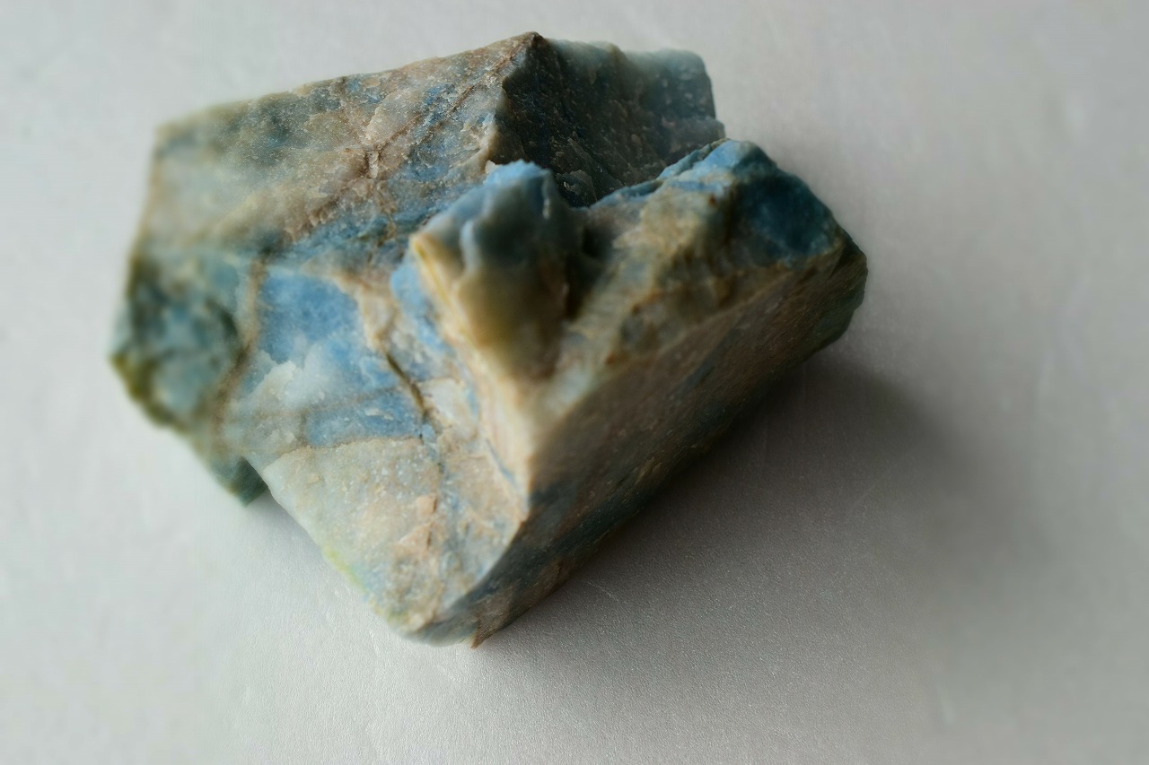 糸魚川産　翡翠原石