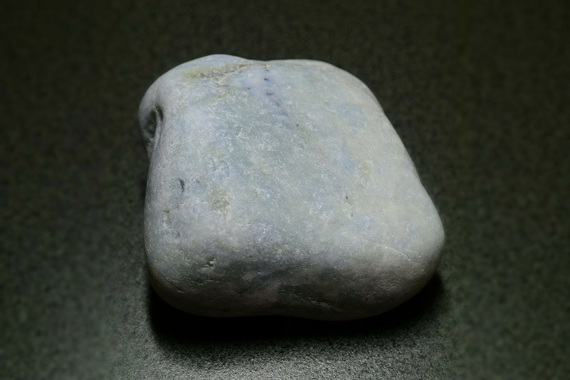糸魚川産　翡翠原石