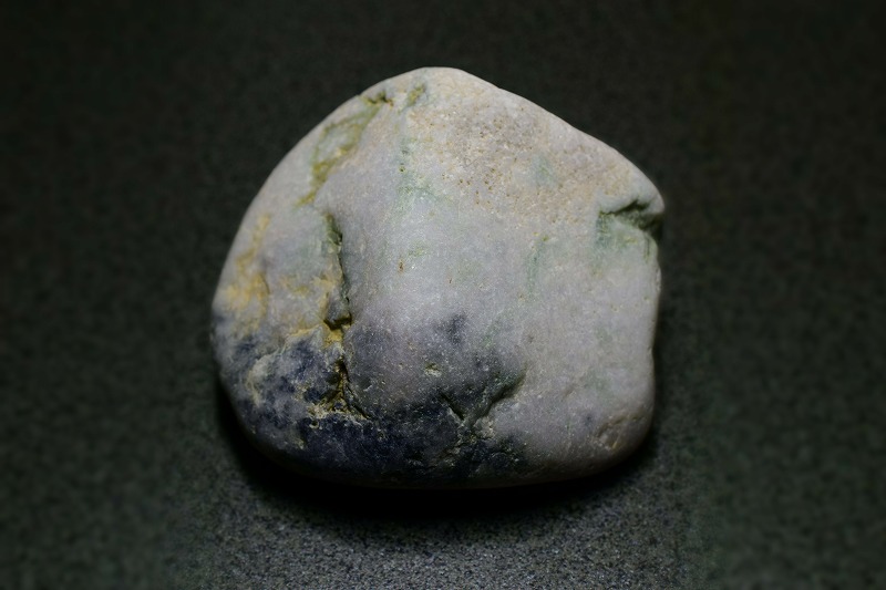 糸魚川産　翡翠原石