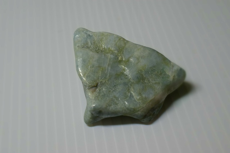 糸魚川産　翡翠原石　