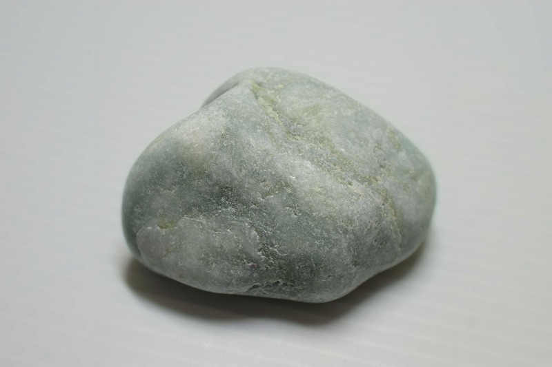 糸魚川産　翡翠原石