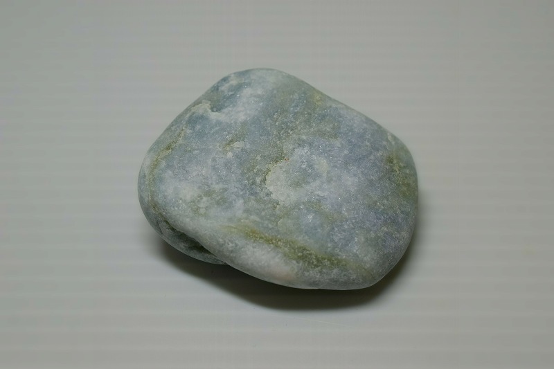 糸魚川産　翡翠原石