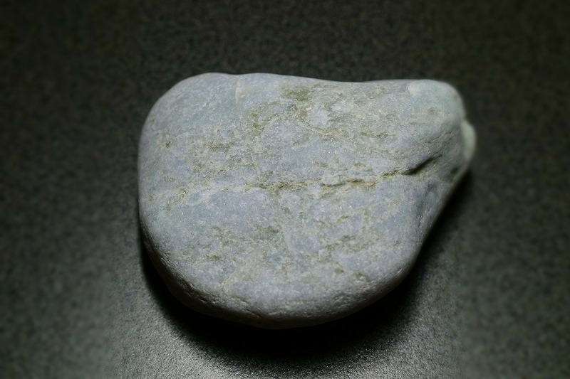 糸魚川産　翡翠原石