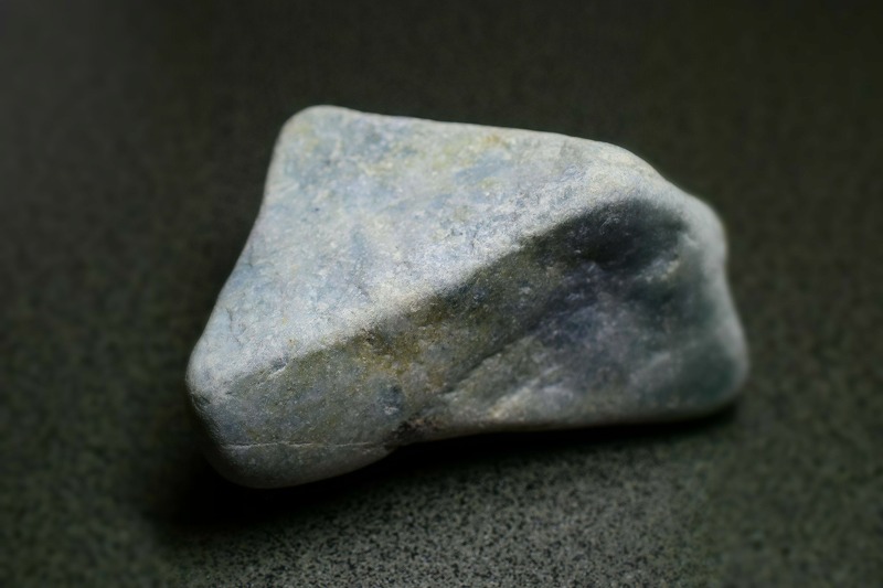 糸魚川産　翡翠原石