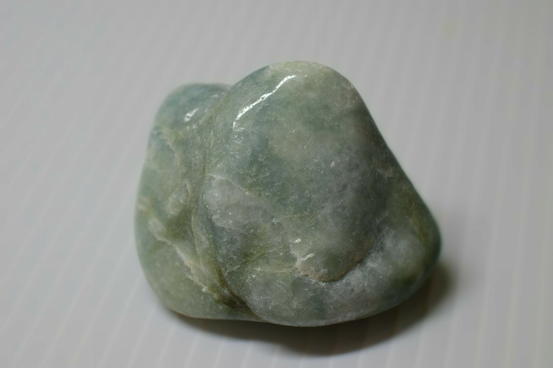 糸魚川産　翡翠原石　