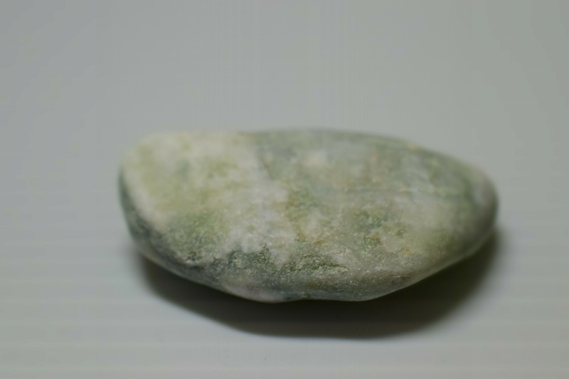 糸魚川産　翡翠原石