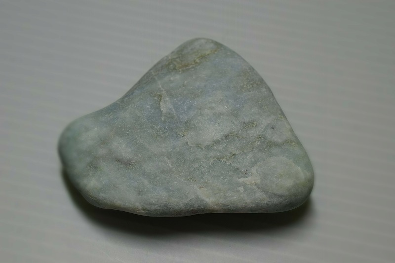 糸魚川産　翡翠原石