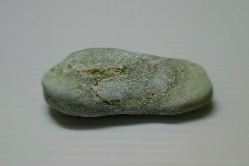 糸魚川産　翡翠原石