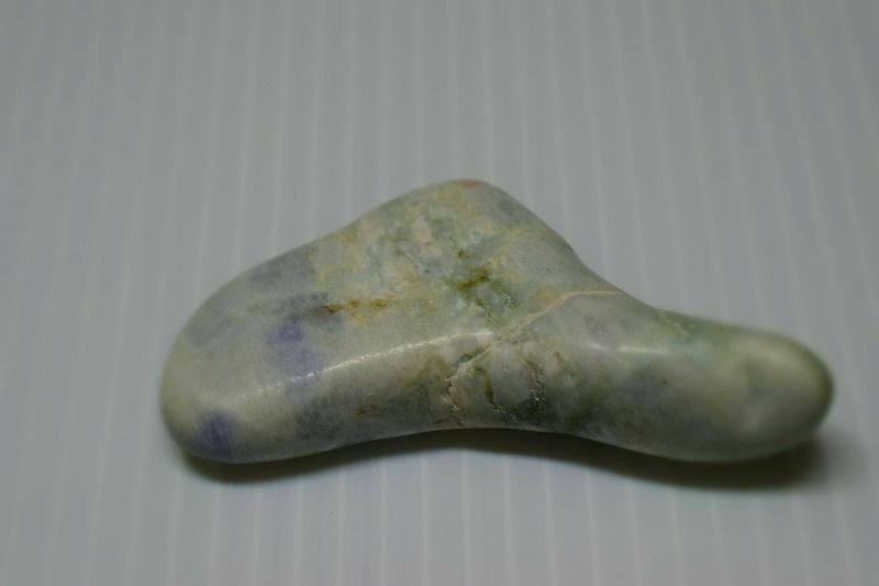 糸魚川産　翡翠原石　
