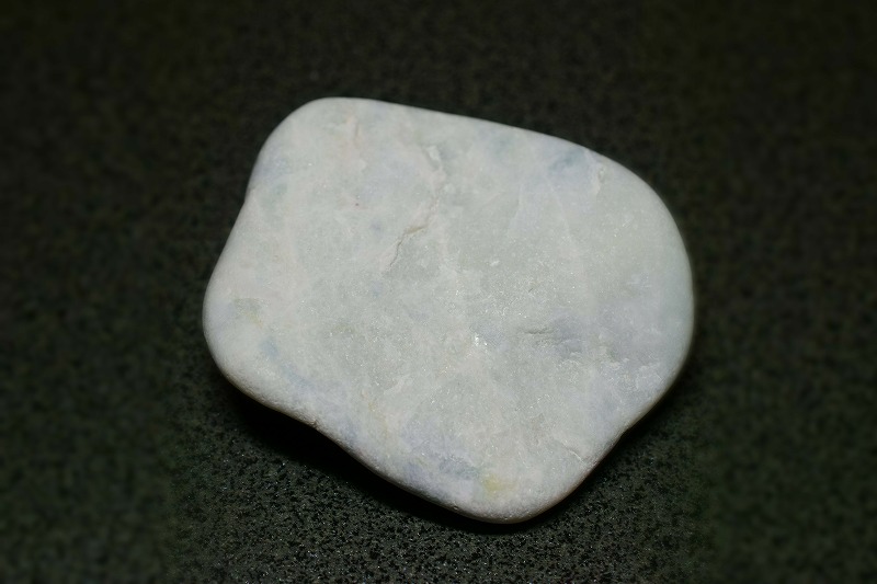 糸魚川産　翡翠原石