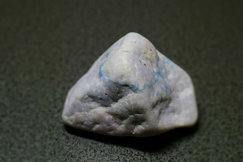 糸魚川産　翡翠原石　