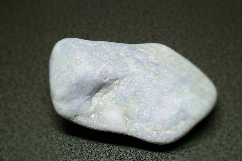 糸魚川産　翡翠原石