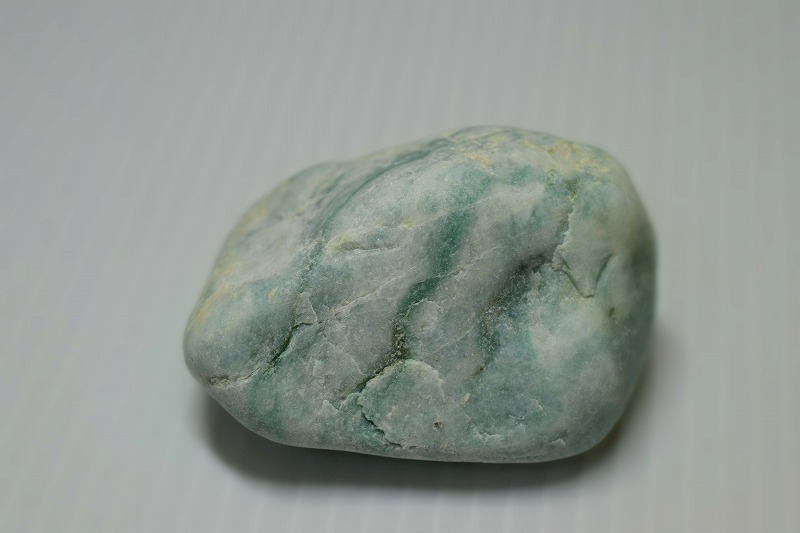 糸魚川産　翡翠原石