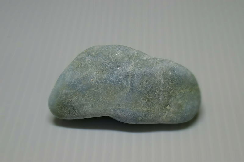 糸魚川産　翡翠原石
