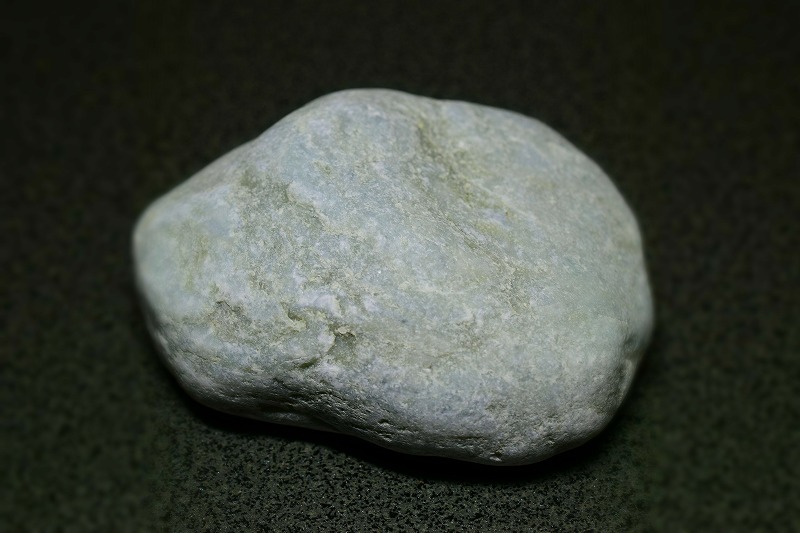 糸魚川産　翡翠原石