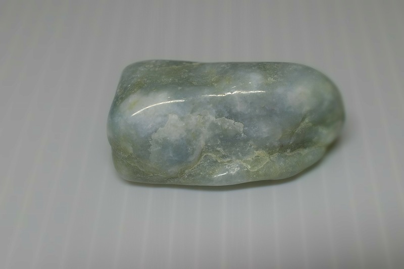 糸魚川産　翡翠原石　