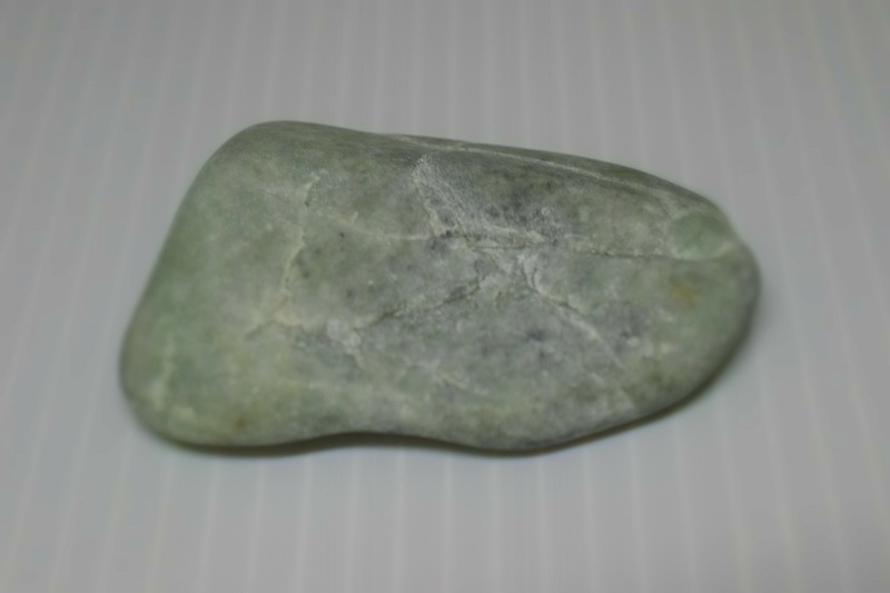 糸魚川産　翡翠原石