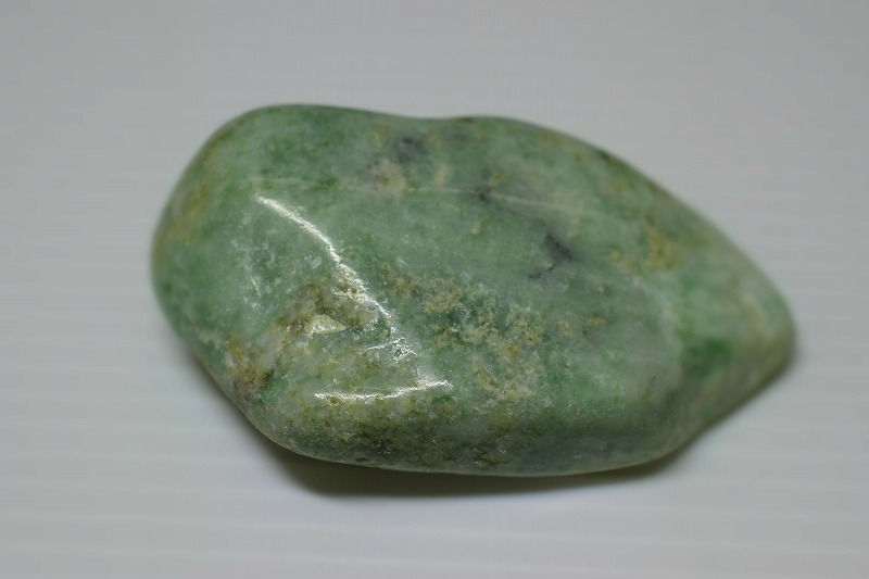 糸魚川産　翡翠原石