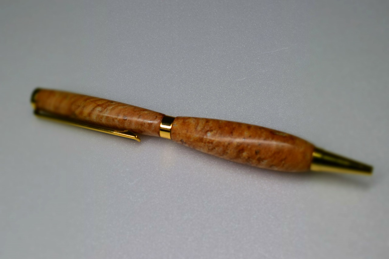 糸魚川産　高級　ボールペン