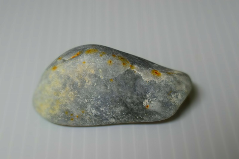 糸魚川産　翡翠原石