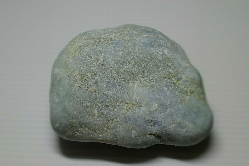 糸魚川産　翡翠原石