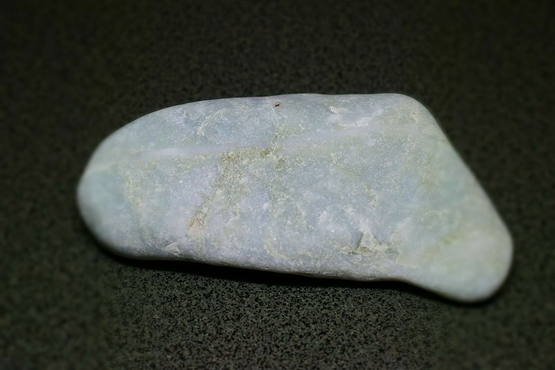 糸魚川産　翡翠原石