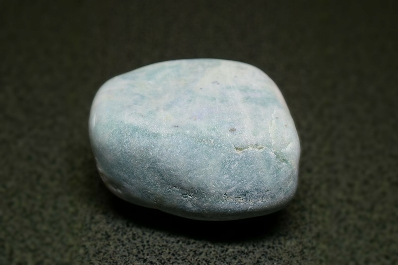 糸魚川産　翡翠原石