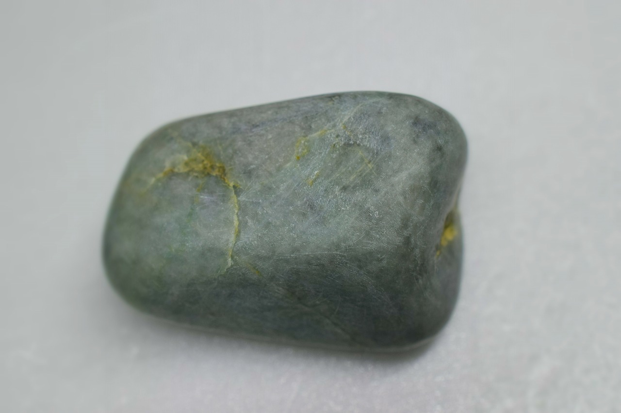 糸魚川産　海石　
