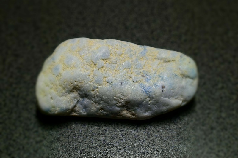 糸魚川産　翡翠原石