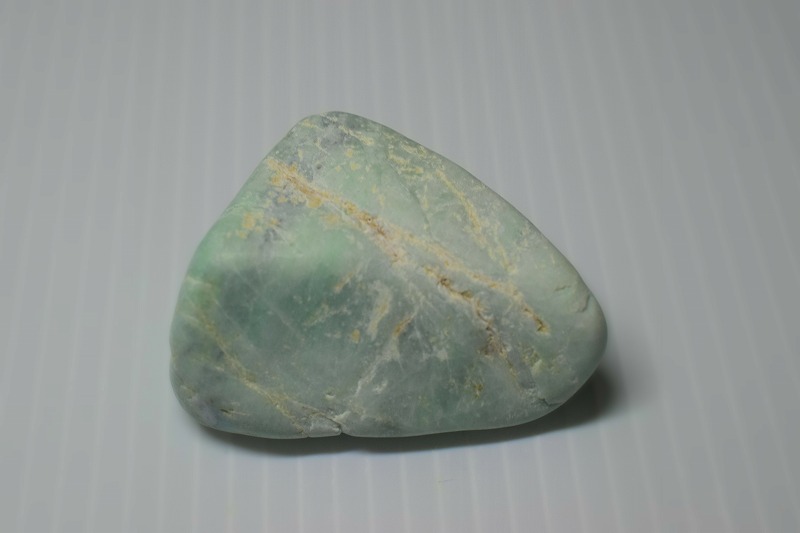 糸魚川産　翡翠原石　