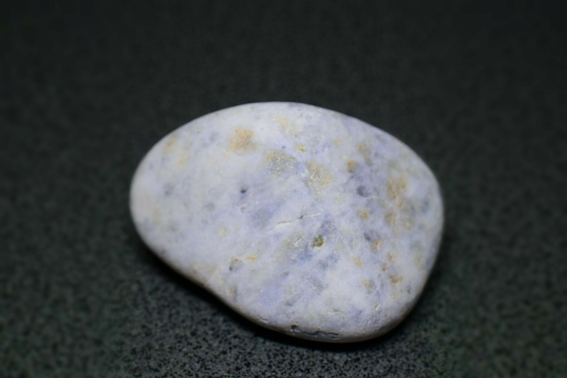 糸魚川産　翡翠原石