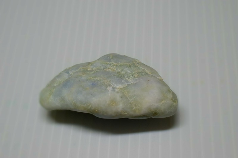 糸魚川産　翡翠原石　