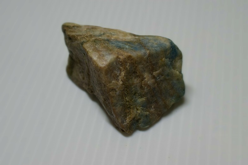 糸魚川産　翡翠原石