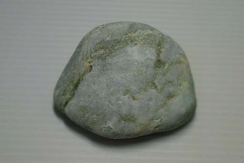 糸魚川産　翡翠原石