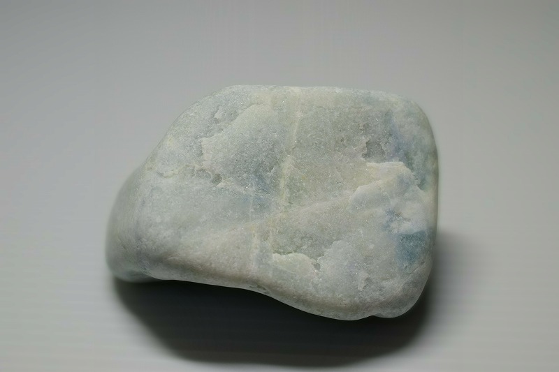 糸魚川産　翡翠原石