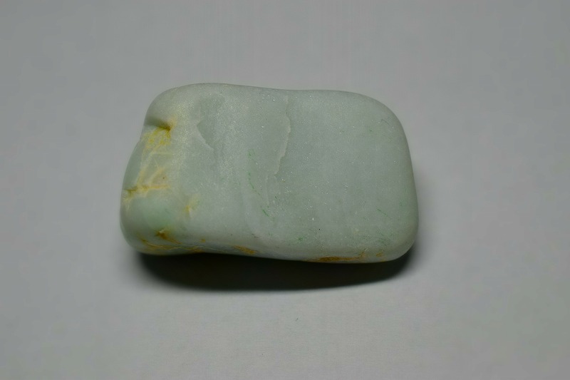 糸魚川産　翡翠原石