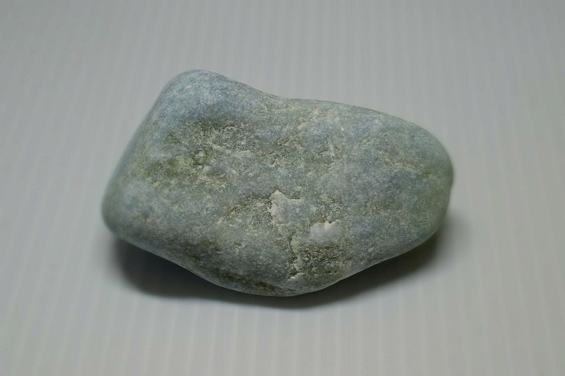 糸魚川産　翡翠原石