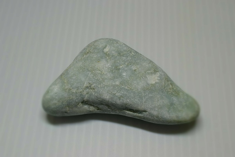 糸魚川産　翡翠原石