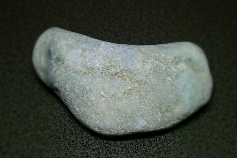 糸魚川産　翡翠原石