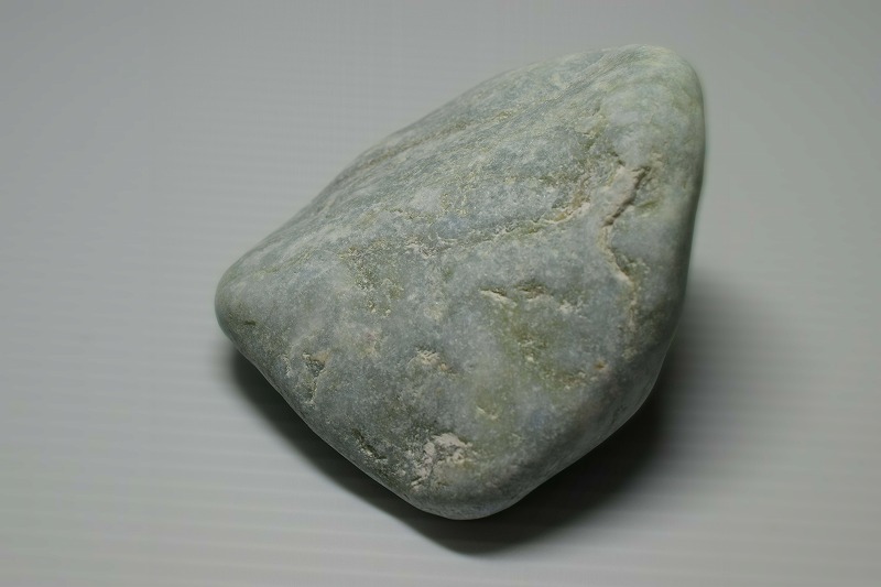 糸魚川産　翡翠原石