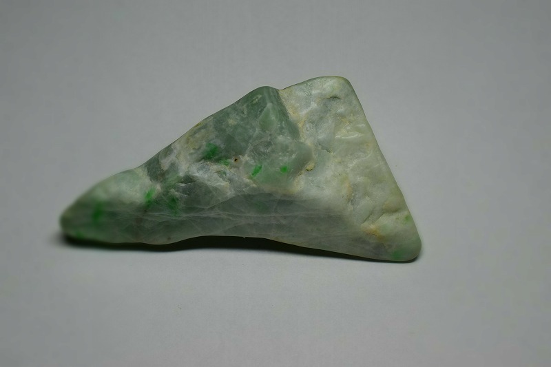 糸魚川産　翡翠原石