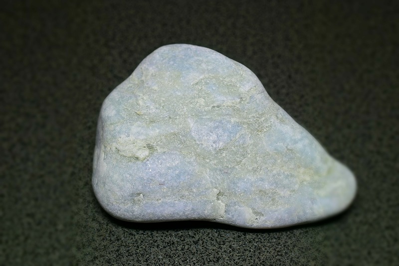 糸魚川産　翡翠原石