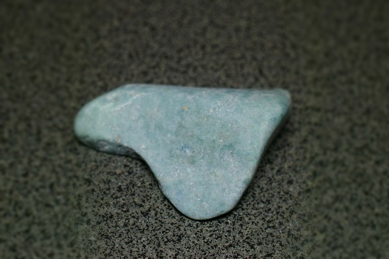 糸魚川産　翡翠原石
