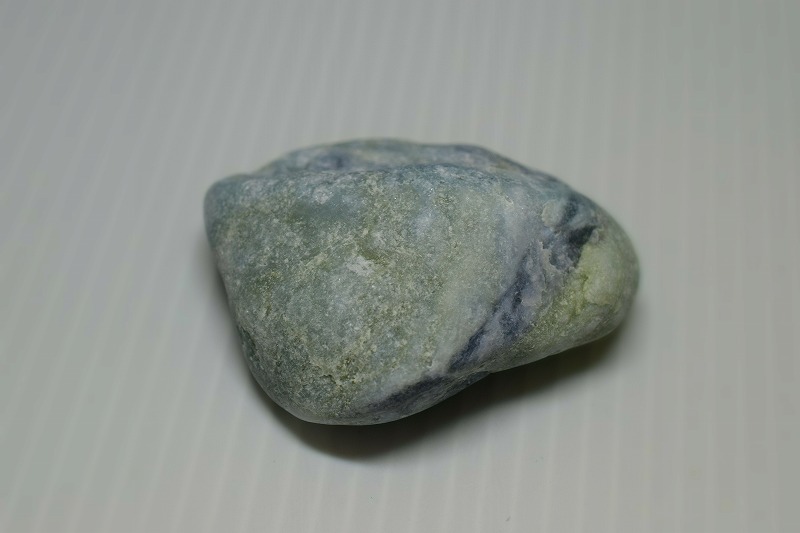 糸魚川産　翡翠原石