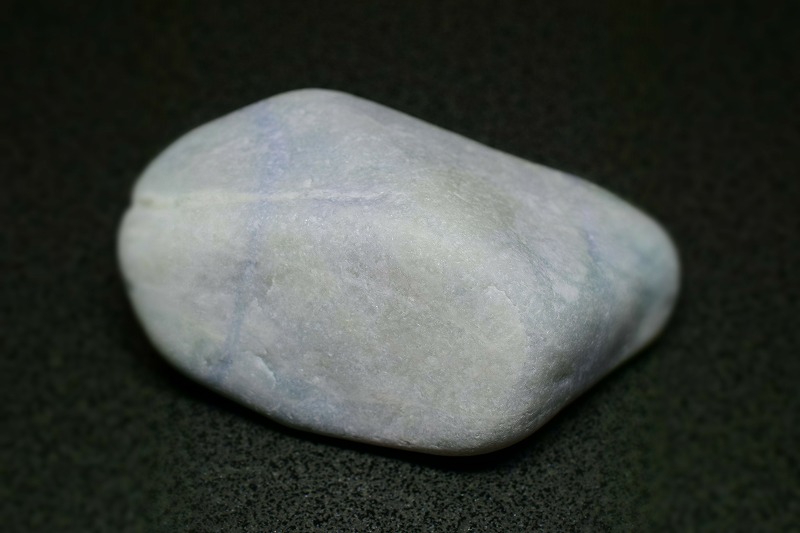糸魚川産　翡翠原石