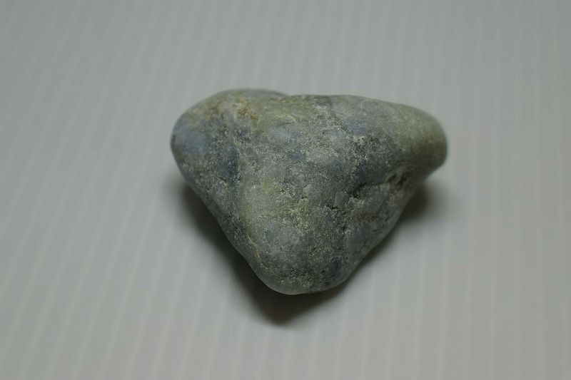 糸魚川産　翡翠原石